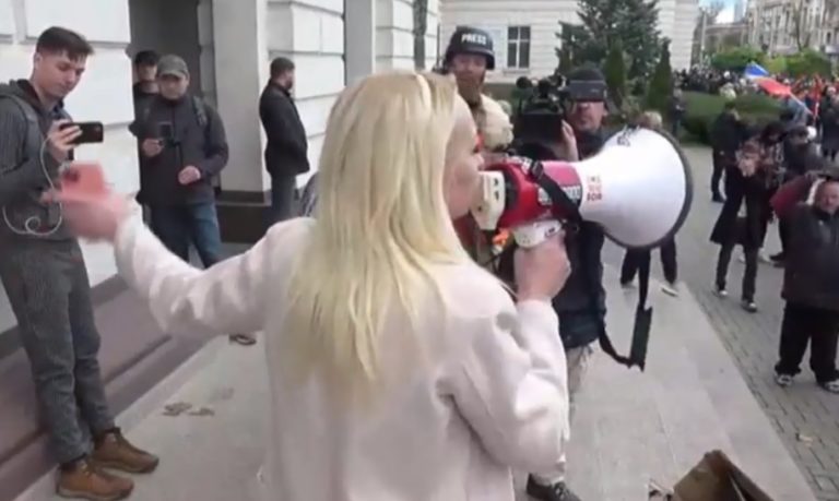 Полиция проверила палаточный городок и нашла бесхозные палатки и несовершеннолетних без присмотра