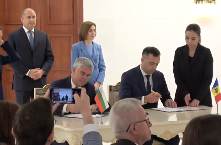 Молдова подписала контракт на доставку природного газа из Болгарии