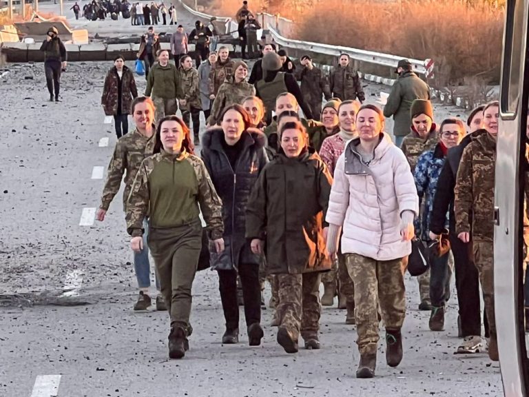 (ФОТО) Россия и Украина провели первый женский обмен пленными