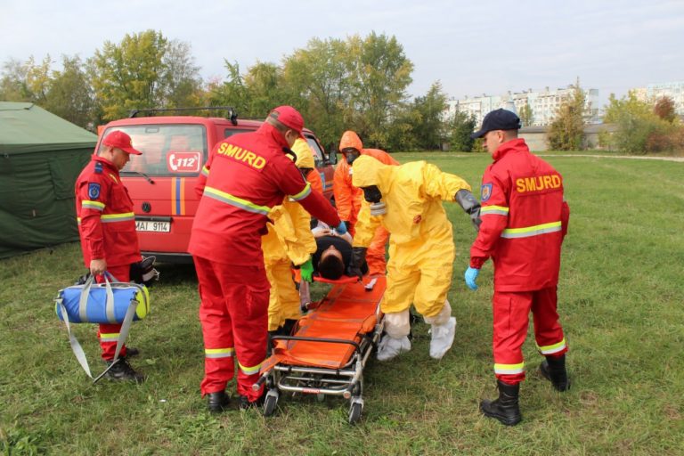 (ФОТО) В Бельцах прошли полевые учения по организации защиты и ликвидации последствий ядерной аварии