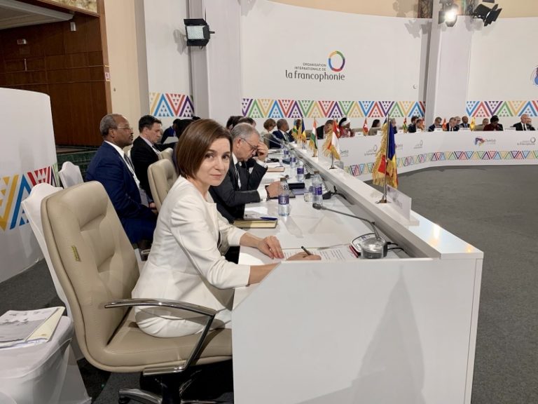 «Зона солидарности и сотрудничества перед лицом войны» — Санду выступила на саммите франкоязычных стран в Тунисе