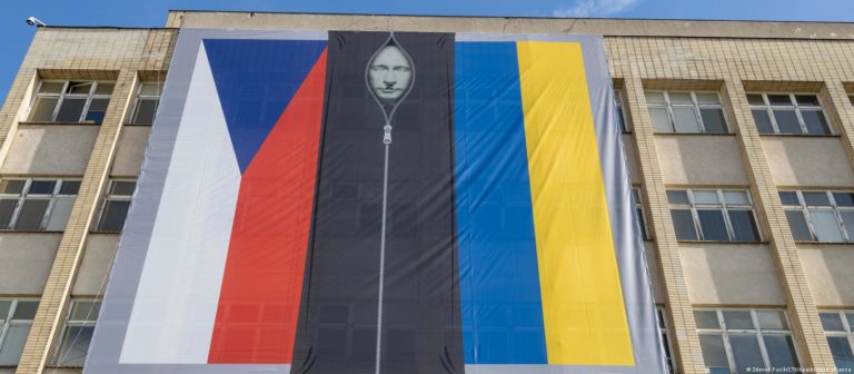 Парламент Чехии объявил российский режим террористическим
