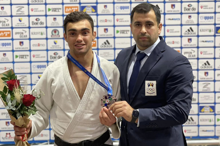 Молдавский дзюдоист Адиль Османов завоевал бронзу на молодёжном чемпионате Европы