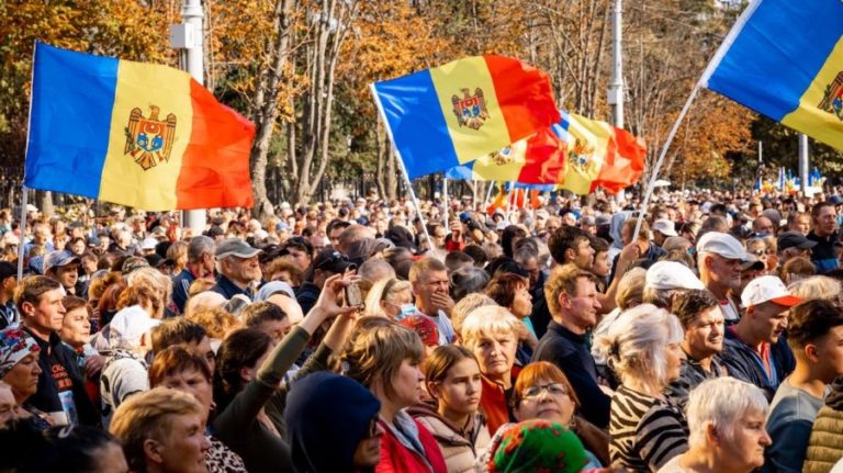 New York Times посвятила статью проплаченным протестам Шора и попытке России сменить власть в Молдове