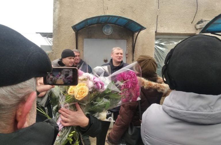 (ФОТО) Лидер приднестровских коммунистов Олег Хоржан вышел на свободу