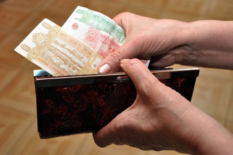 Средняя зарплата в Молдове в следующем году будет выше 11 тысяч леев