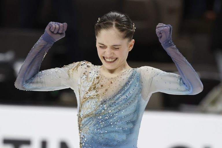 (ВИДЕО) Юная американская фигуристка выступила под вальс Евгения Доги и выиграла чемпионат США