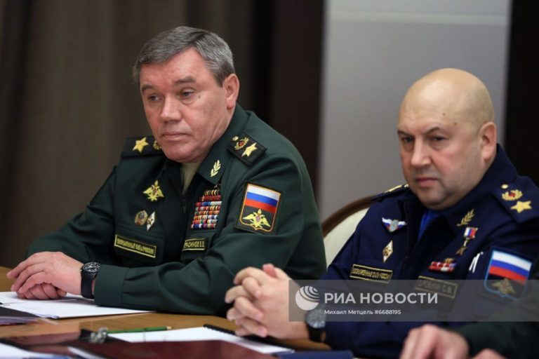 Сменилось командование российской армии в Украине — глава Генштаба Герасимов вместо Суровикина