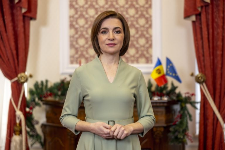 «2022-й стал годом, который проверял нас, и он показал нам, кто мы есть» — новогоднее поздравление президента Майи Санду