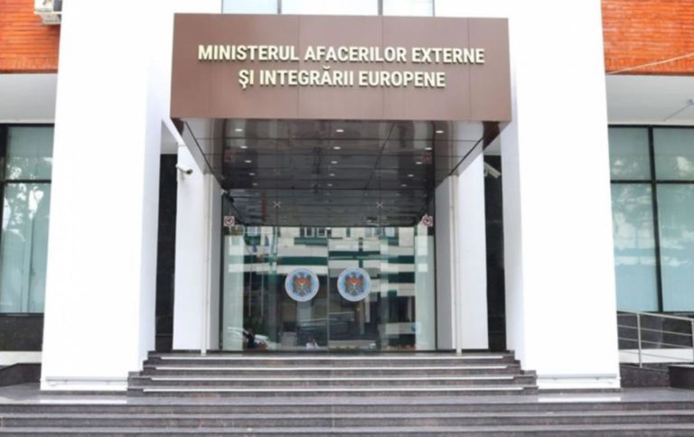 В МИДЕИ ответили на слова Захаровой о «вмешательстве в дела церкви» и обвинения посольства РФ в русофобии