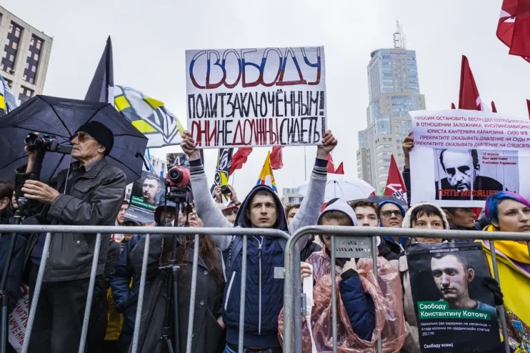 Россия приблизилась к СССР 60-х по строгости приговоров по политическим делам, обретая черты диктатуры