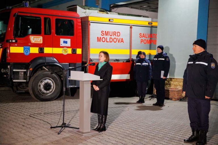 (ФОТО) Молдавские спасатели отправились в Турцию для оказания помощи после землетрясения