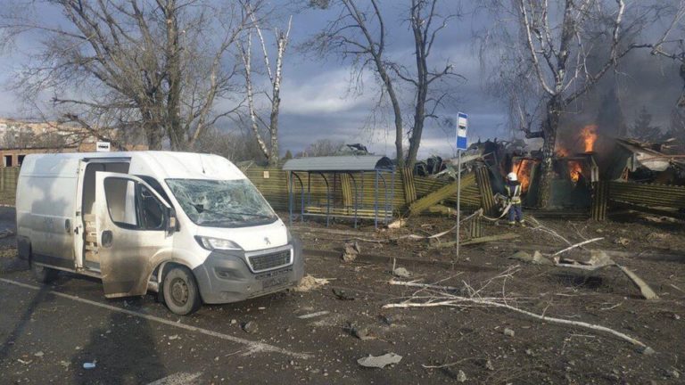 Зеленский после утреннего обстрела Хмельницкого: «Государство-террорист не оставляет попыток запугивать мирное население»