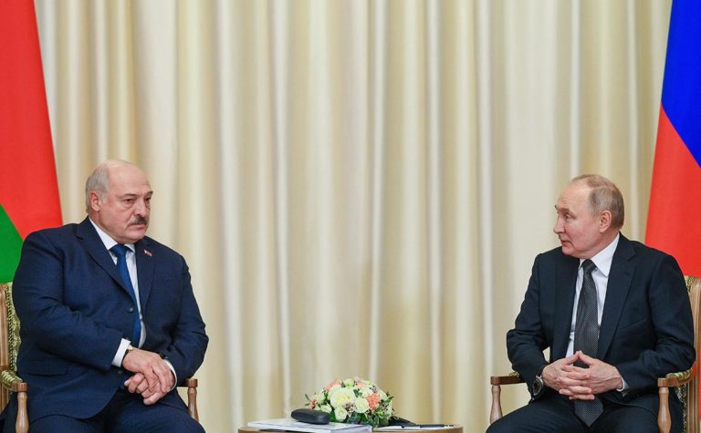 СМИ: Россия планирует взять Беларусь под полный контроль к 2030 году