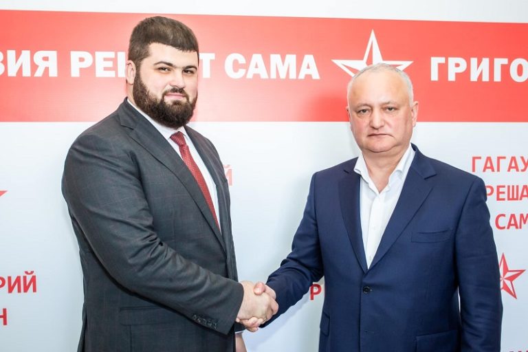 Православный противник Сороса: как Додон агитировал за кандидата в башканы Григория Узуна в Комрате 