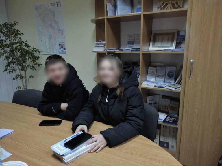 (ФОТО) Детский омбудсмен помог 14-летней девочке из Тирасполя, которую местные органы незаконно поместили в интернат