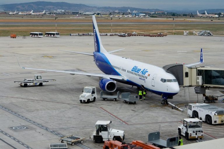 Бывший акционер Air Moldova лоукостер Blue Air объявил о своём банкротстве