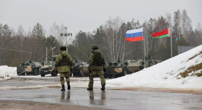 Британская разведка: война в Украине нарушила систему подготовки российских солдат, часть их перевели в Беларусь
