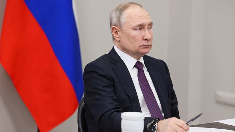 «Безнаказанности быть не может» — как Санду, Зеленский, Боррель и пропаганда РФ реагируют на ордер Гааги на арест Путина