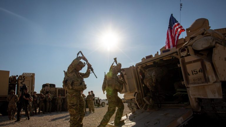 США поразили проиранские цели в Сирии в ответ на убийство своего военного