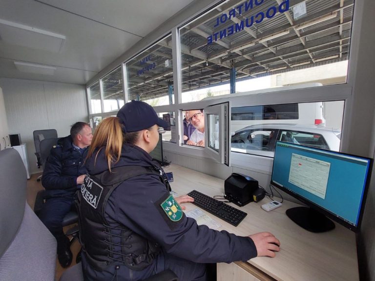 Пограничники и таможенники Молдовы и Румынии провели первый совместный контроль на КПП Леушены-Албица