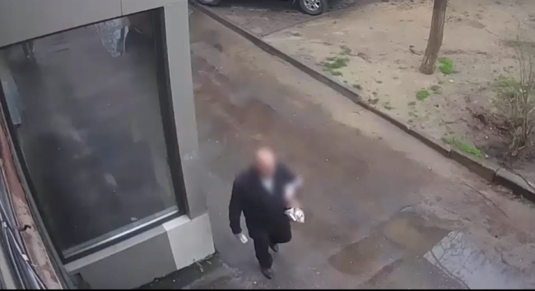 (ВИДЕО) В Кишиневе из кармана пенсионера украли 71 тысячу леев