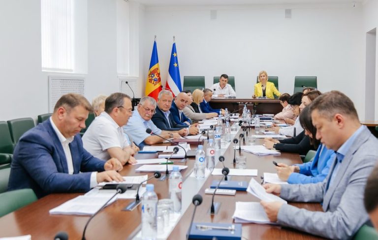 В бюджет Гагаузии в I квартале поступил 381 млн леев, из них почти половина — из Кишинева