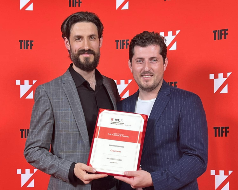 (ФОТО) Фильм Carbon получил награду международного кинофестиваля TIFF в Румынии