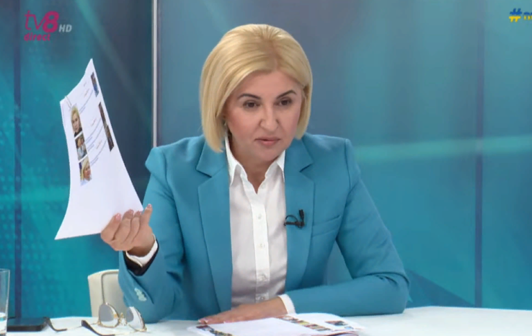 Гастроли ксерокопий по молдавским каналам: Ирина Влах снова принесла распечатки расследования nokta на передачу