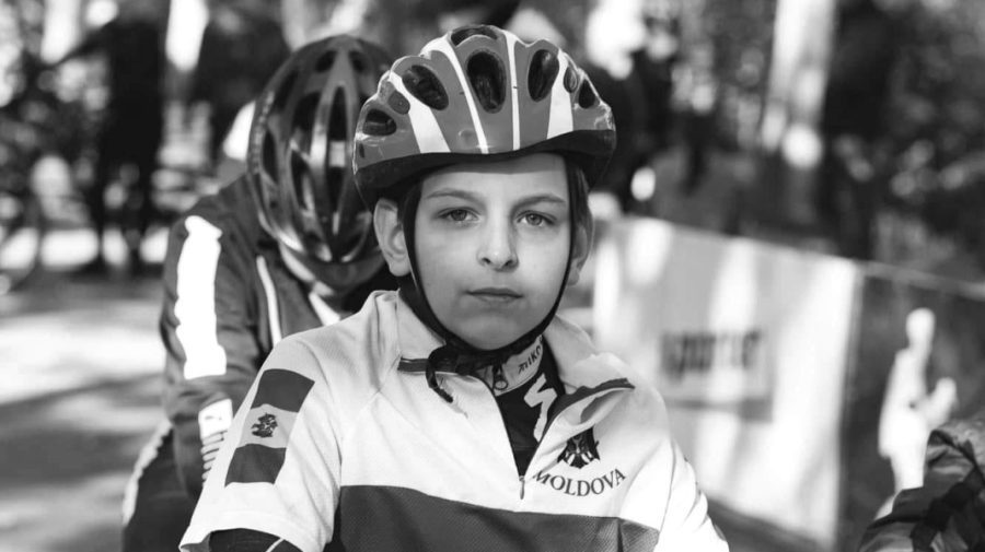 Водителю, насмерть сбившему 12-летнего чемпиона по велоспорту, объявили .