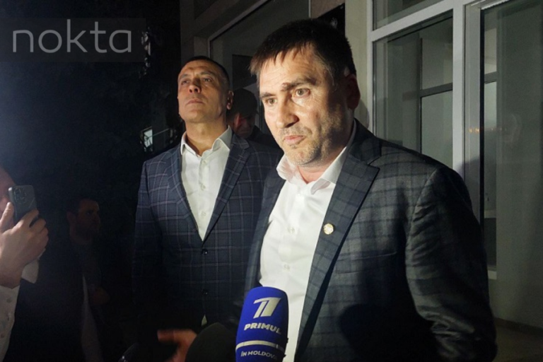 Ввел цензуру на GRT и занимается пропагандой: гагаузские депутаты снова осудили действия Михаила Влаха 