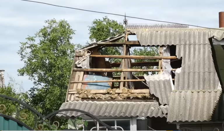 (ВИДЕО) В коммуне Блештены на севере Молдовы от урагана пострадал каждый второй дом