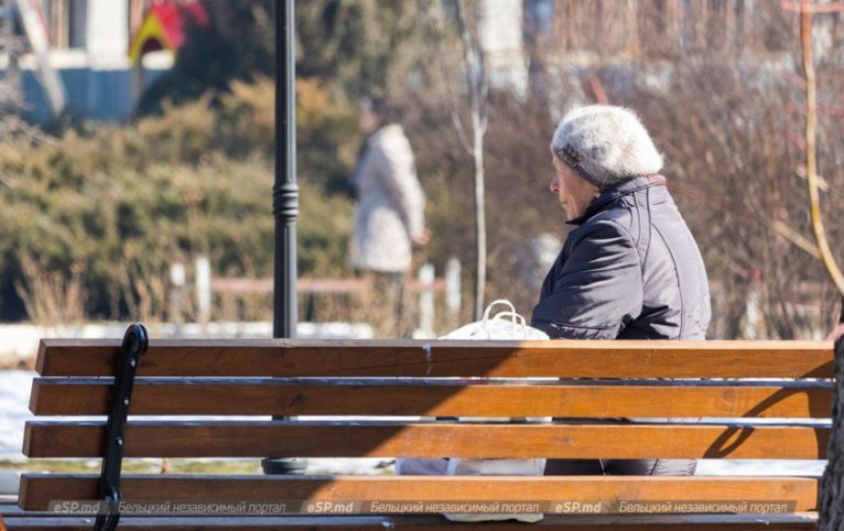 В Молдове с 1 июля повысили пенсионный возраст для женщин