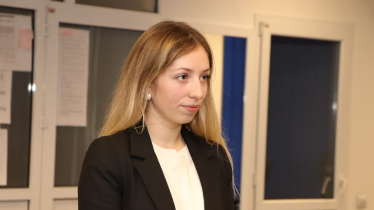 Депутатка PAS Анна Калинич покидает парламент
