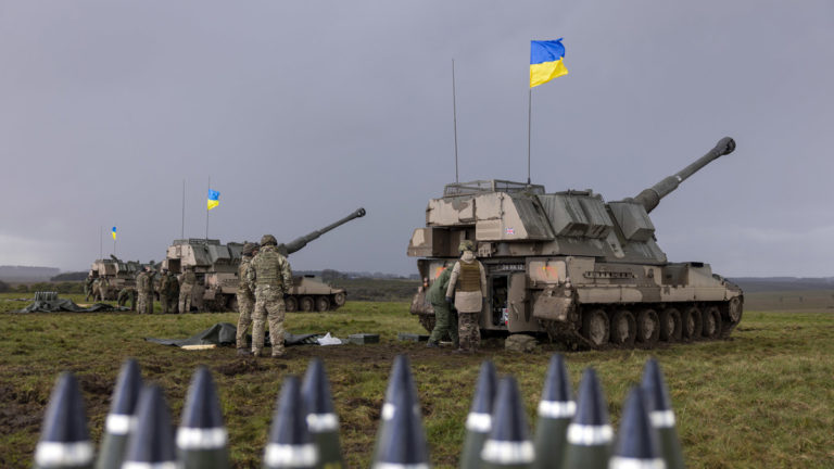 США ждут зимы для восполнения запасов оружия для Украины — The Washington Post