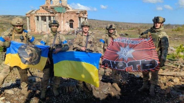 ISW: Бои под Бахмутом оттянули российский контингент с Запорожского направления