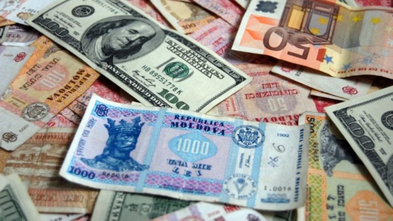 Евро продолжает дешеветь — курс валют на 6 сентября