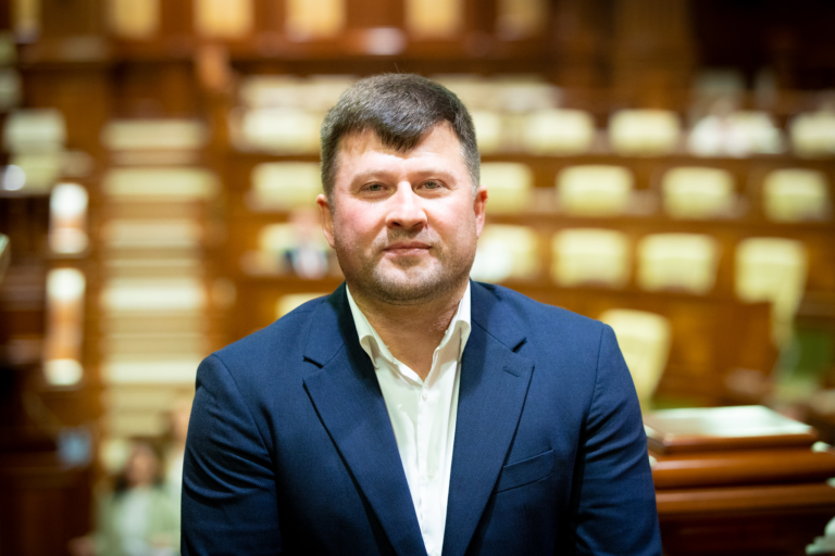 В Парламенте провели слушания по делу Мунтяна — решения пока нет