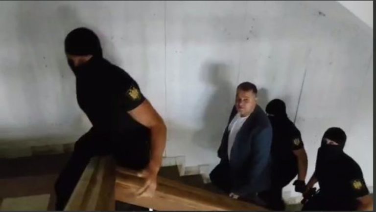 Нестеровского и Багаса доставили в суд, прокуроры требуют продления их ареста