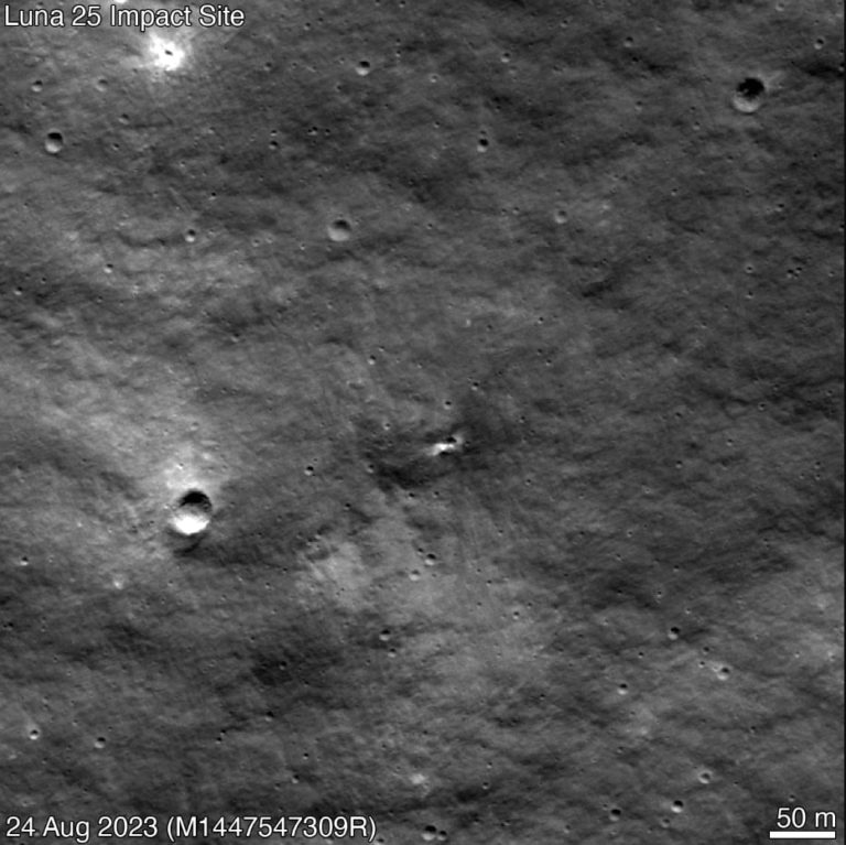 NASA опубликовало фото места падения российской «Луны-25»