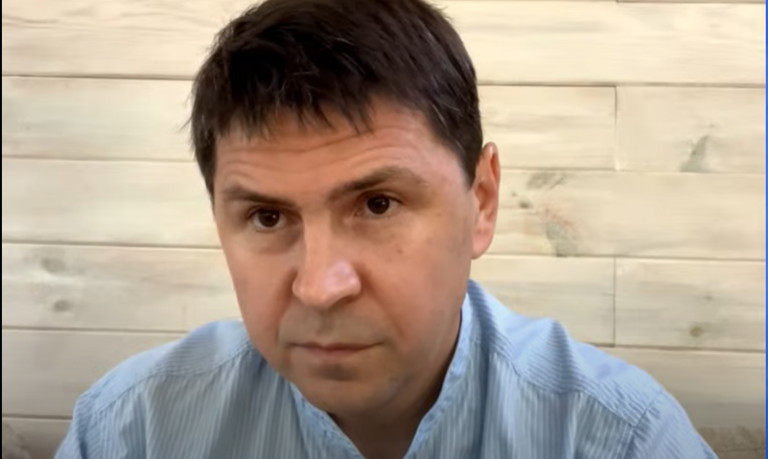 Подоляк: По рынку в Константиновке ударила российская ракета, но расследования не будет