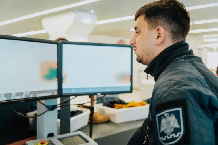 В Ирландию с чемоданом сигарет — в столичном аэропорту задержали гражданина Молдовы