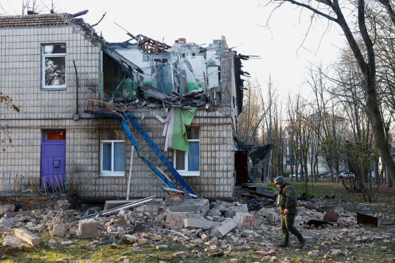 Ночью РФ выпустила 75 дронов по Украине, 6-часовая атака по Киеву стала крупнейшей с начала войны