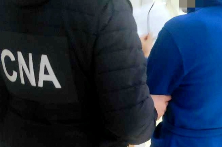Задержан главврач Бельцкого роддома. Его подозревают во взяточничестве