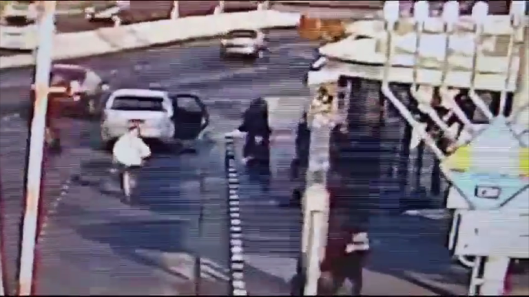 Утром в Иерусалиме на остановке произошёл теракт, год назад там же был взрыв