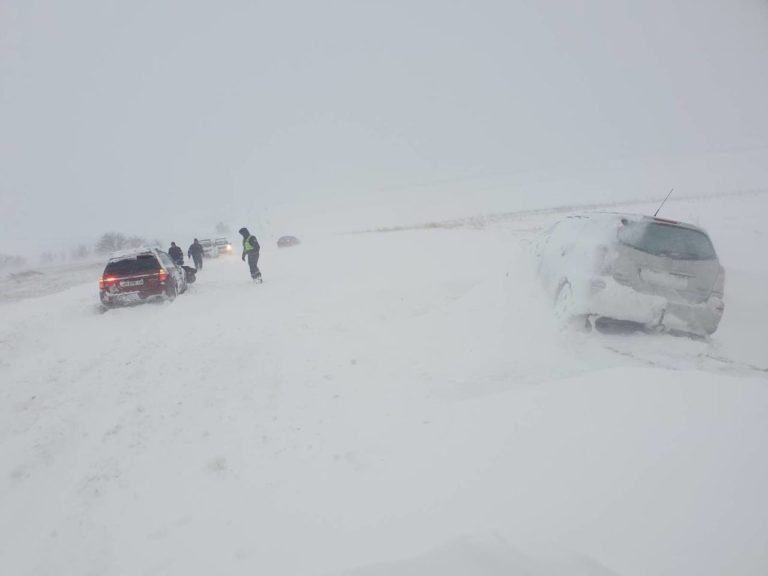Более 10 дорог в Молдове заблокированы из-за снега