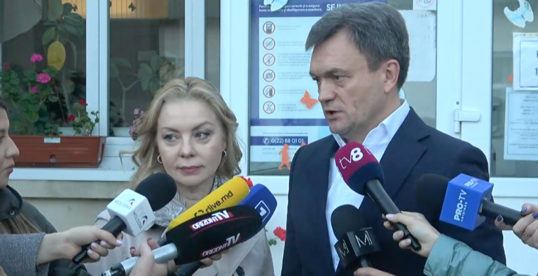 Дорин Речан проголосовал вместе с супругой: «Мы приняли меры против преступных групп, финансируемых из России»