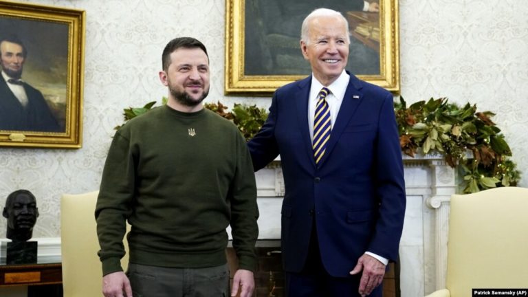 Politico: США обсуждает с Украиной переход к более глубокой обороне