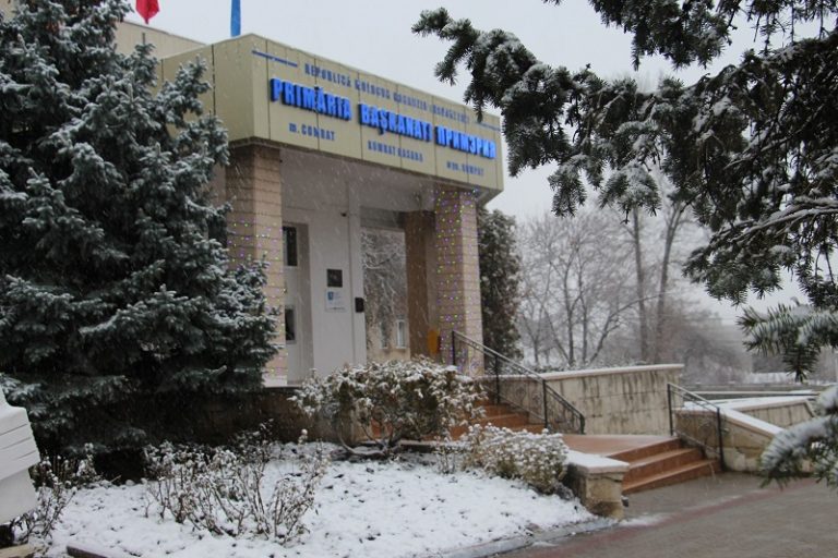 В Комрате с 2024 года увеличат сбор на благоустройство из-за повышения зарплат по стране