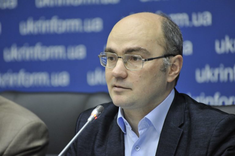 Дмитро Левусь